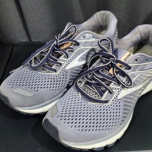Brooks Ghost 12 Grey Women's Running Shoes - Size 7.5